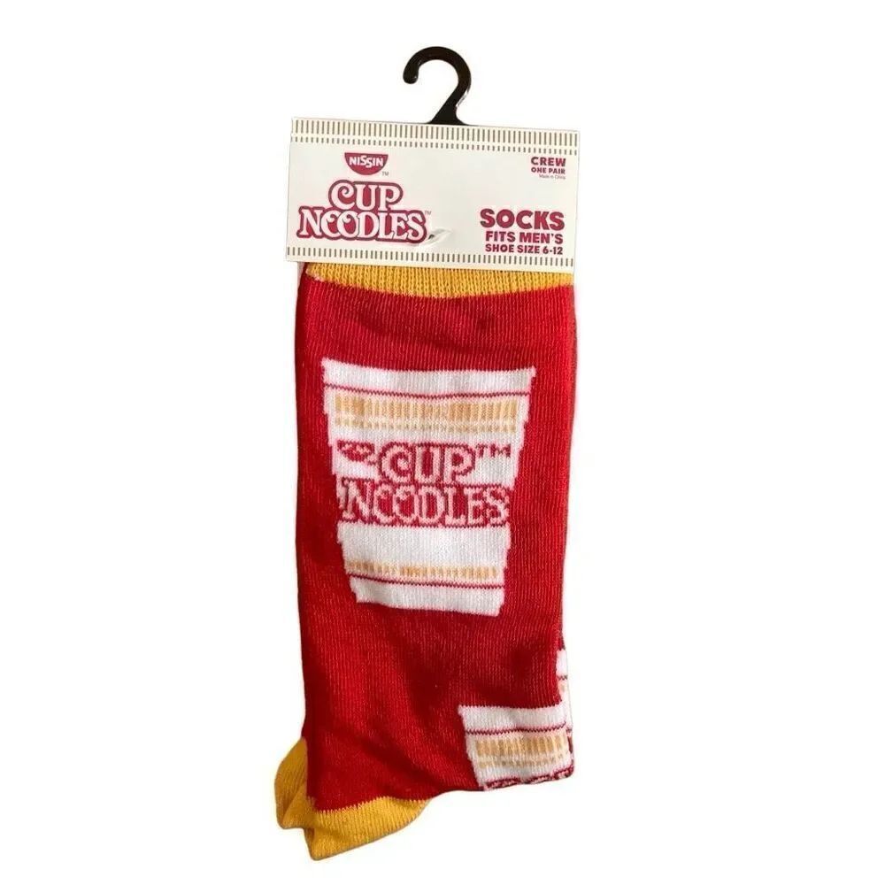 Nissin Cup Noodles Men’s Red Graphic Print Novelty Crew Socks Shoe Size 6-12